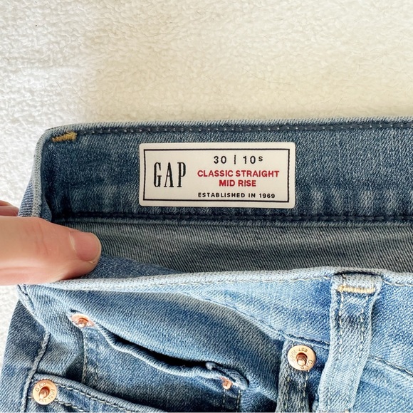 Gap Women’s Mid Rise Classic Straight Stretch Jeans, size 30 Short / 10 Short - Picture 6 of 16